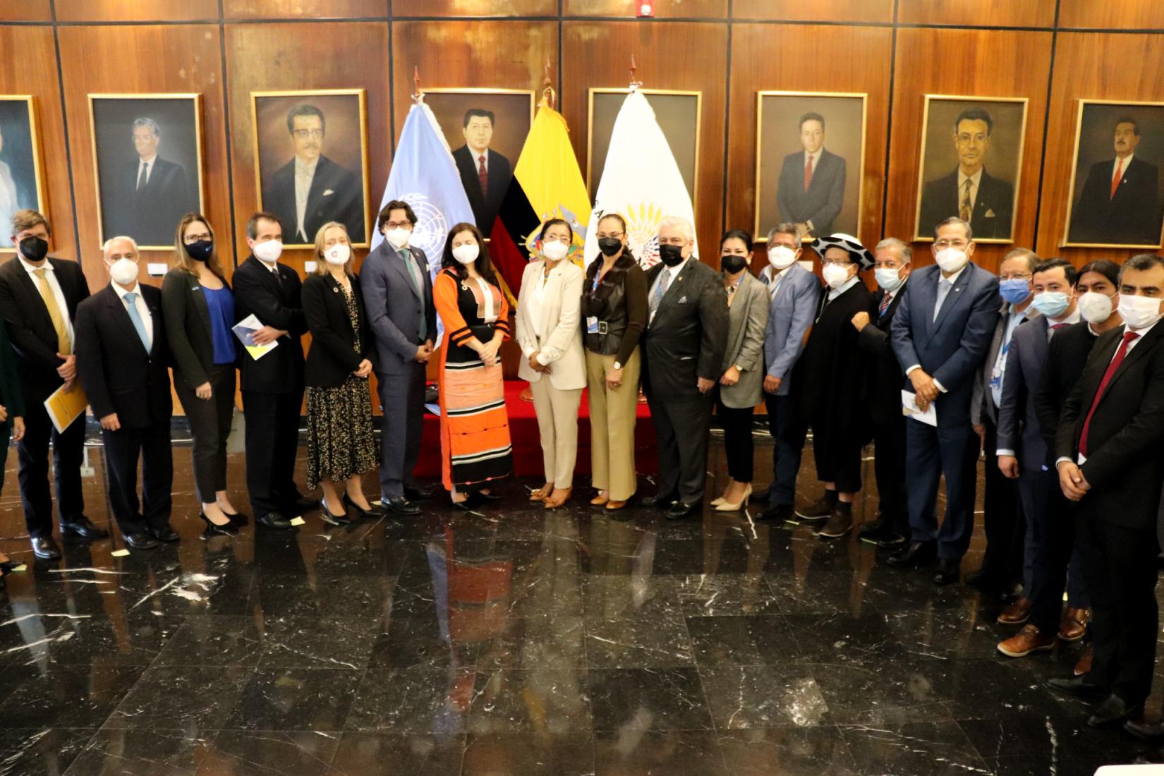 En la sala de Ex Presidentes de la Asamblea Nacional, Asambleístas y Representantes del equipo país de las Naciones Unidas en Ecuador firman memorando de entendimiento