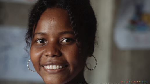 Fotografía interna de mujer afroecuatoriana, contenida en el Reporte 2020 del Programa Único de las Naciones Unidas en Ecuador